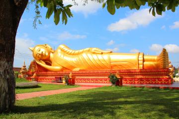 Grand Boudha couché