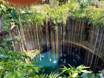 Cenote Ik Kil