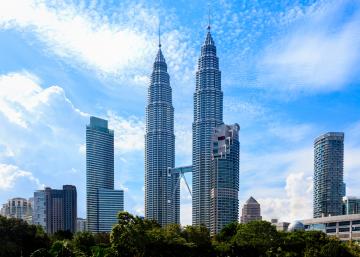 Tours Petronas