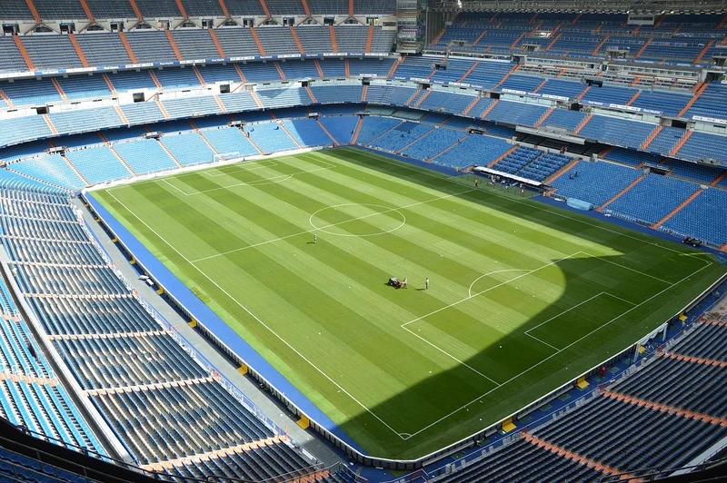 Stade Santiago Bernabeu — Stade Santiago Bernabeu (Espagne)