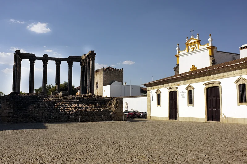 Temple romain d'Evora — Evora (Portugal)