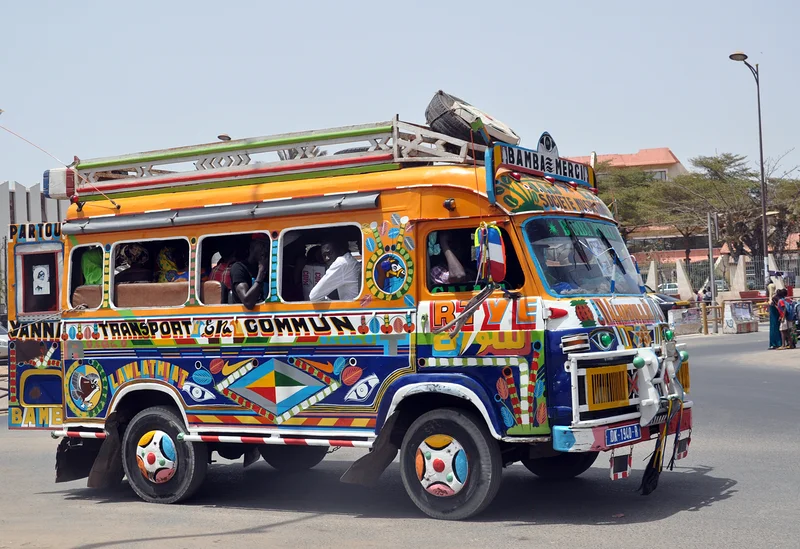 Bus à Dakar — Dakar (Sénégal)