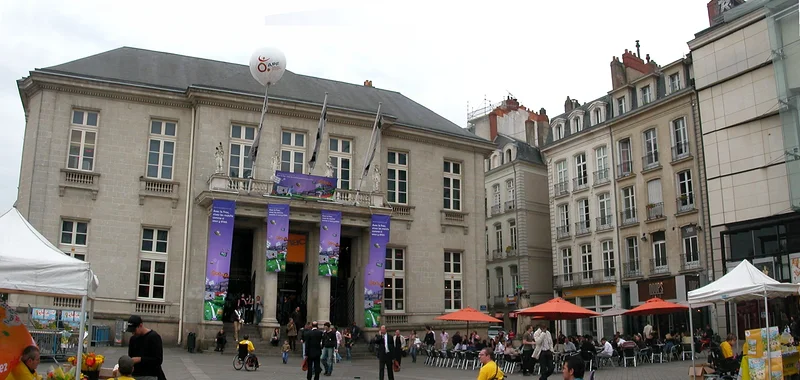 Place du Commerce de Nantes