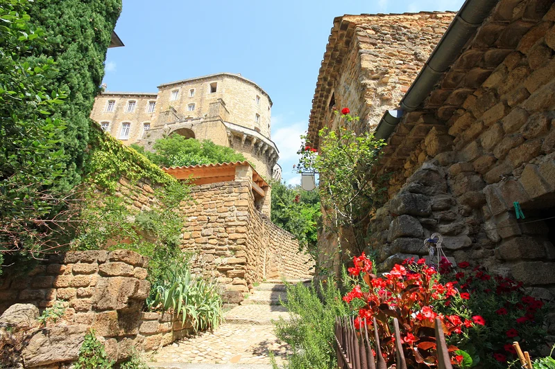 Suze-la-Rousse — Suze-la-Rousse (France)