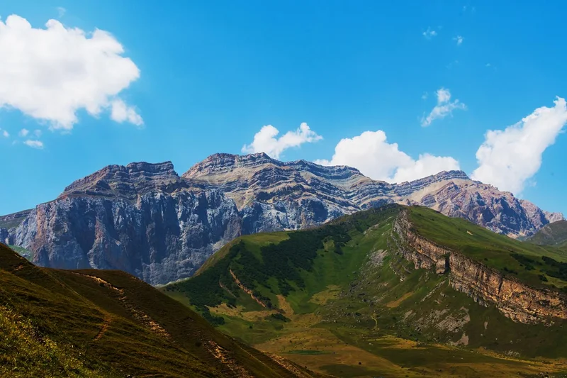 Montagnes du Caucase, en Azerbaïdjan