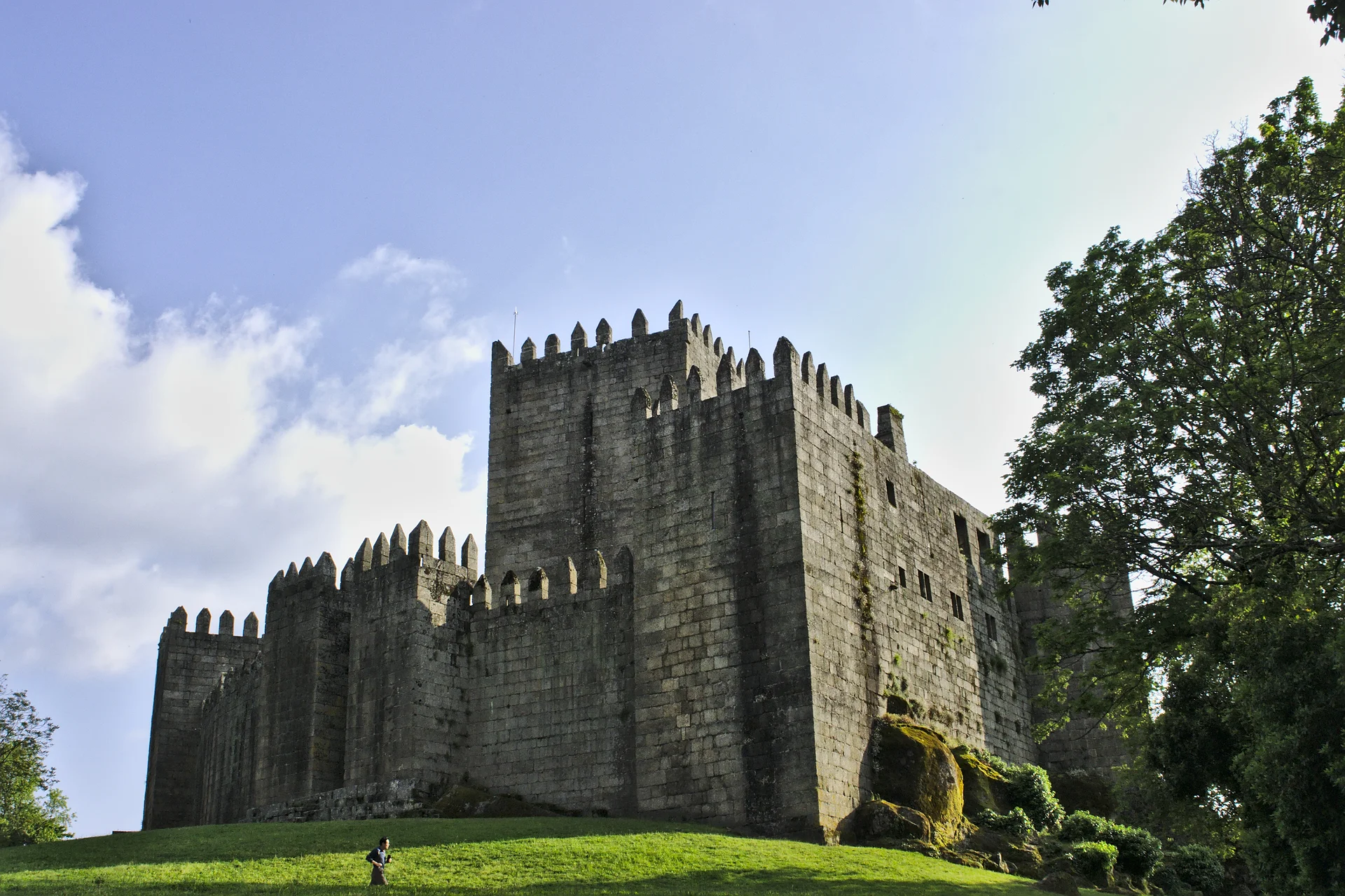 Château de Guimaraes — Château de Guimarães (Portugal)