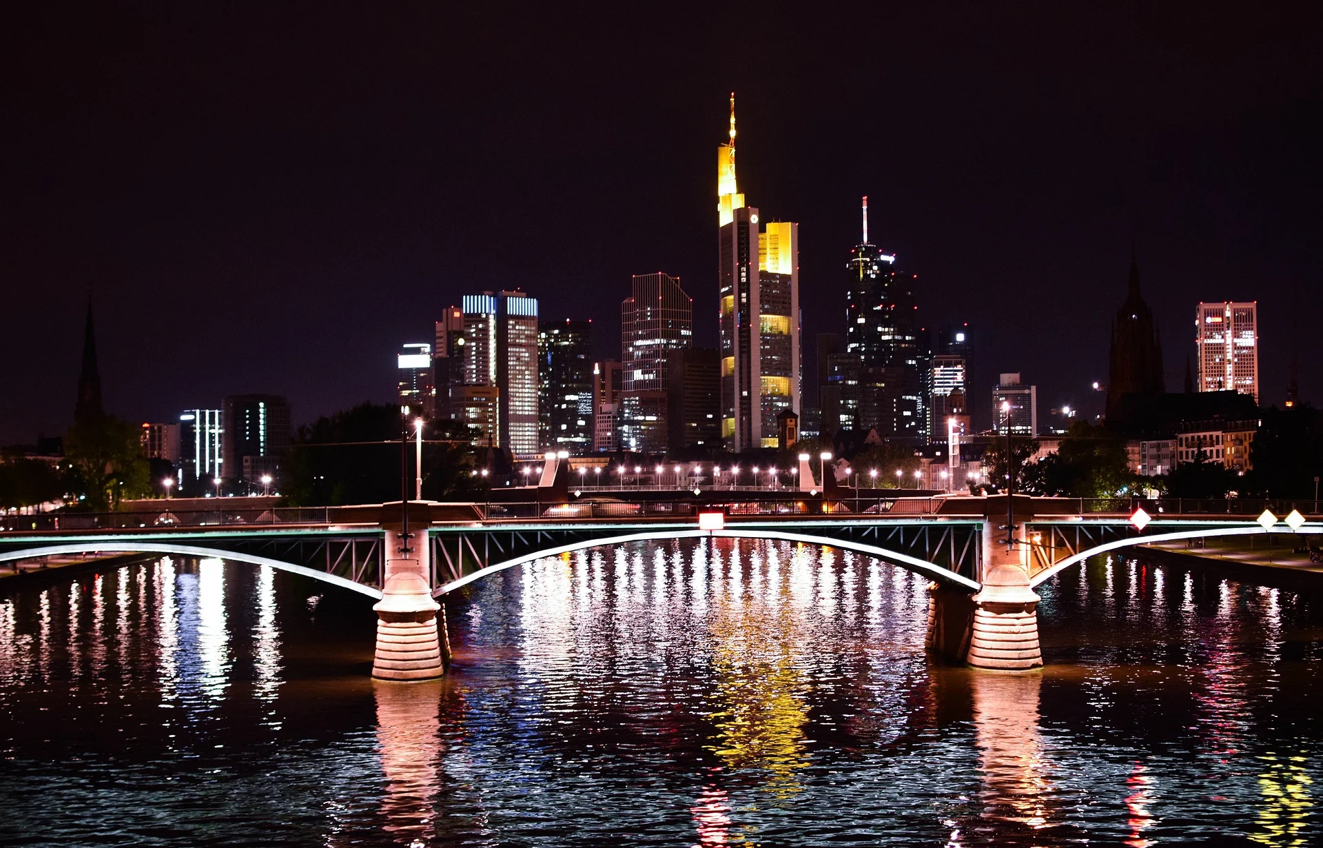 Francfort de nuit — Francfort-sur-le-Main (Allemagne)