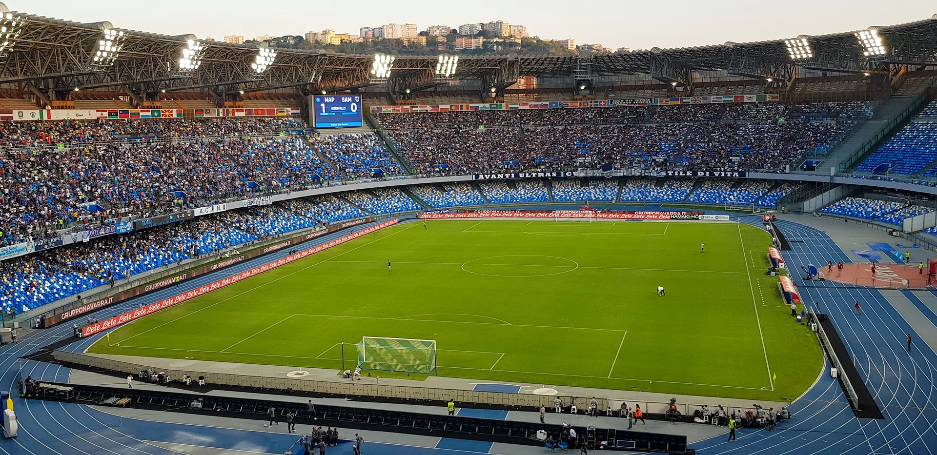 Stade Maradona de Naples — Stadio Diego Armando Maradona (Italie)