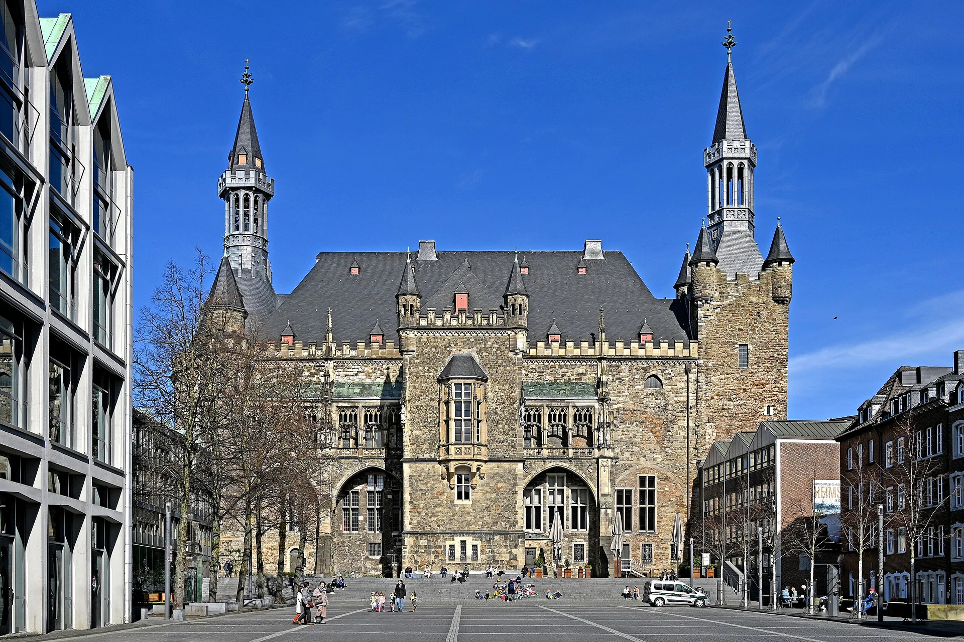 Hôtel de Ville d'Aix la Chapelle Hôtel de Ville d'Aix la Chapelle — Hôtel de ville d'Aix-la-Chapelle (Allemagne)