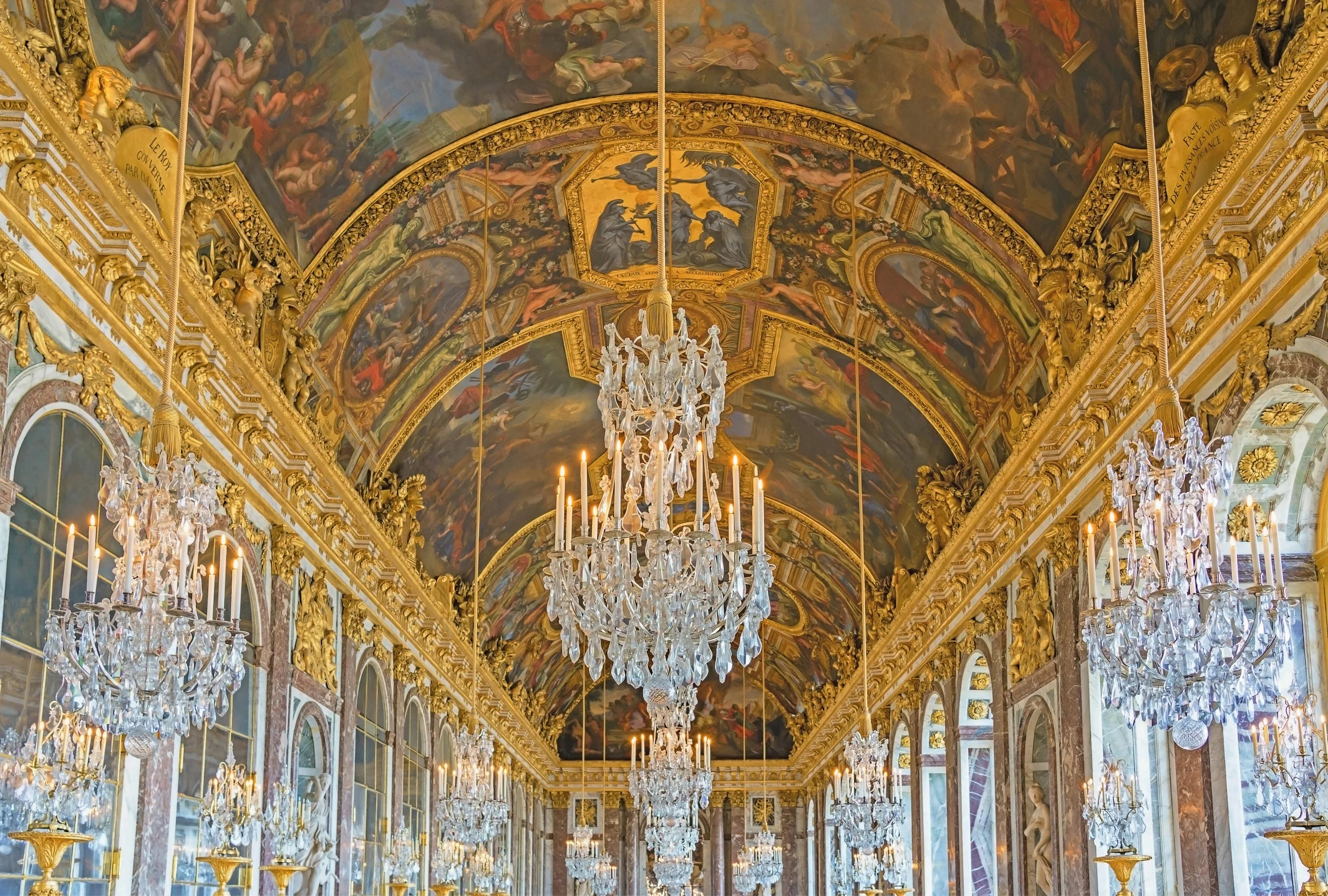 Galerie des Glaces du Château de Versailles
