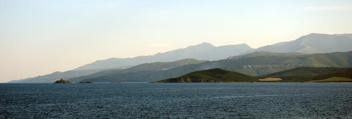 Littoral du Cap Corse © IereÃ¯ Maksim Massalitin