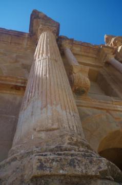 Colonne de pierres