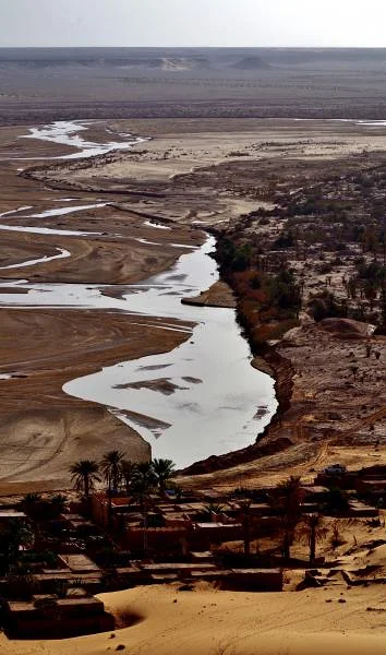 L'oued  — Béchar (Algérie)