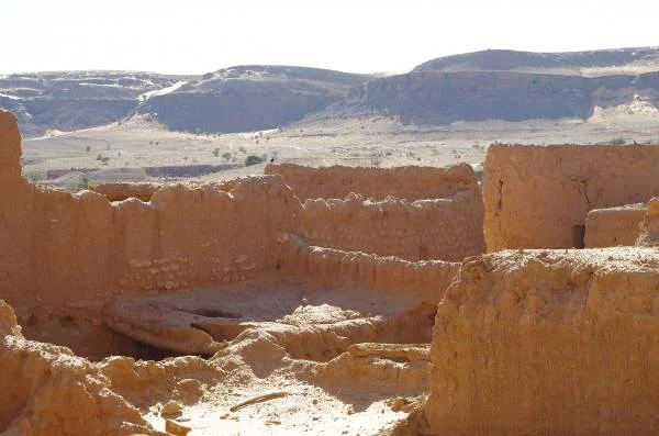 Les balcons du vieux kseur — Béchar (Algérie)