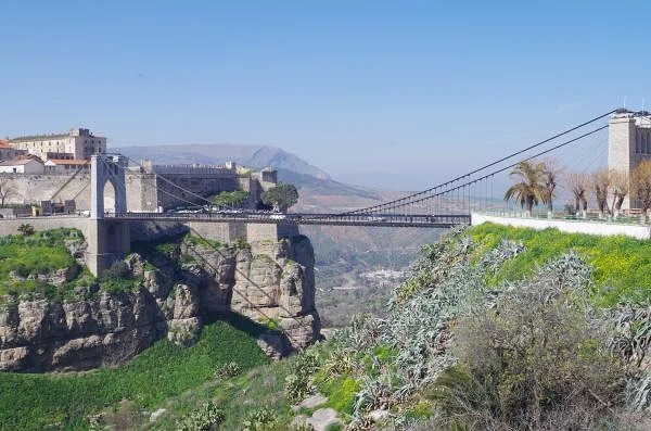 Perspective sur le pont de sidi M'cid — Pont Sidi M’Cid (Algérie)