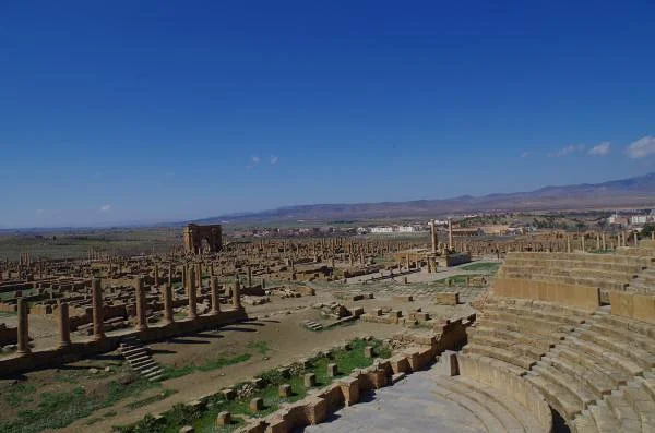Gradins du théâtre — Ruines de Timgad (Algérie)