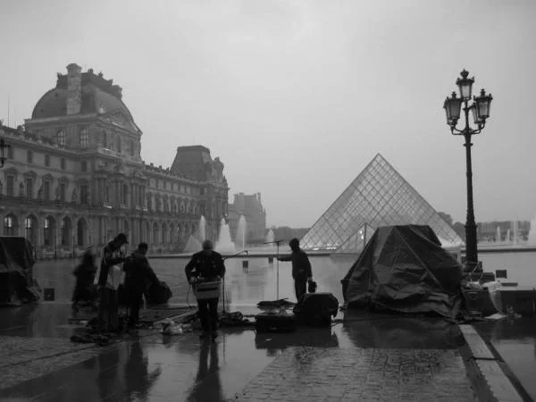 Louvres-B&W — Musée du Louvre (France)