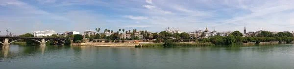23 — Séville (Espagne)