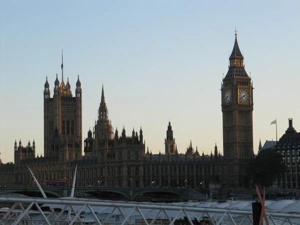 The Parliament — Parliament Square (Royaume-Uni)