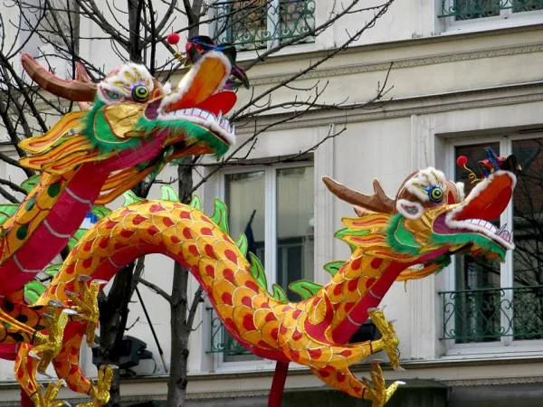Dragons — Paris (France)