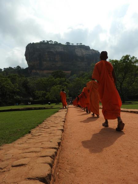 Moines Bouddhistes - Sigiriya