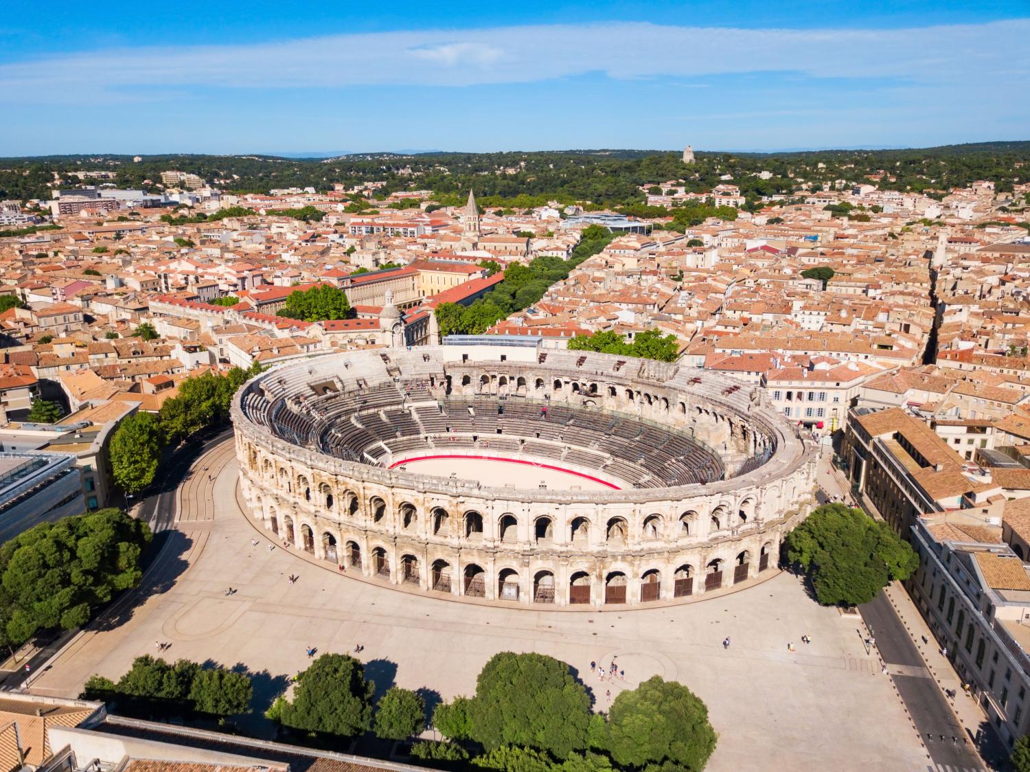 Arènes, jardins de la fontaine, tour Magne, Nîmes la Romaine !