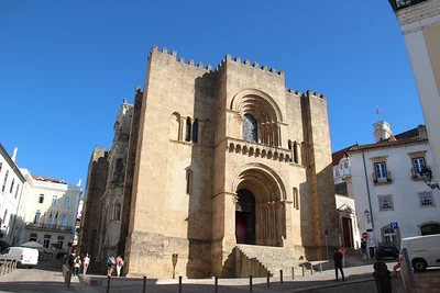Vieux et étrange cathédrale