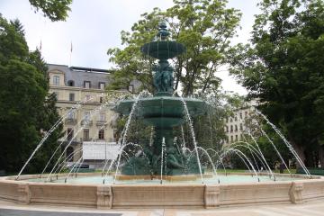 Fontaine des Quatre-Saisons