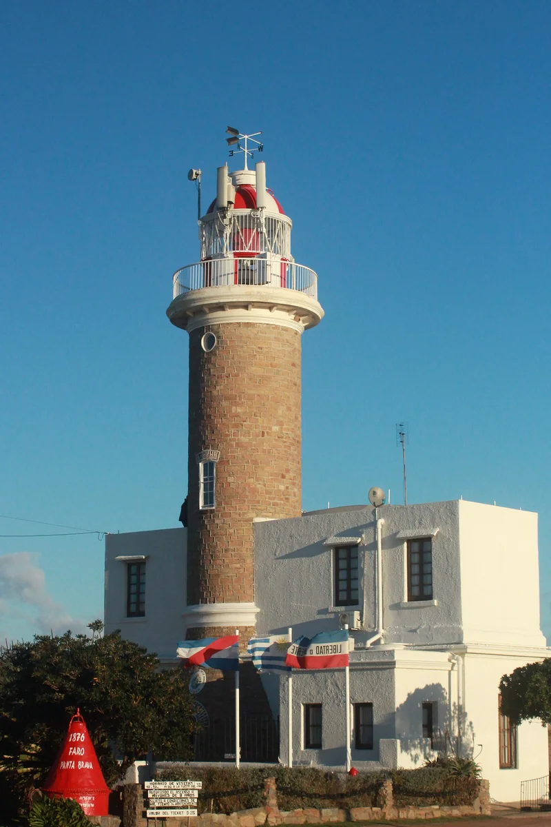 Phare de Punta Brava