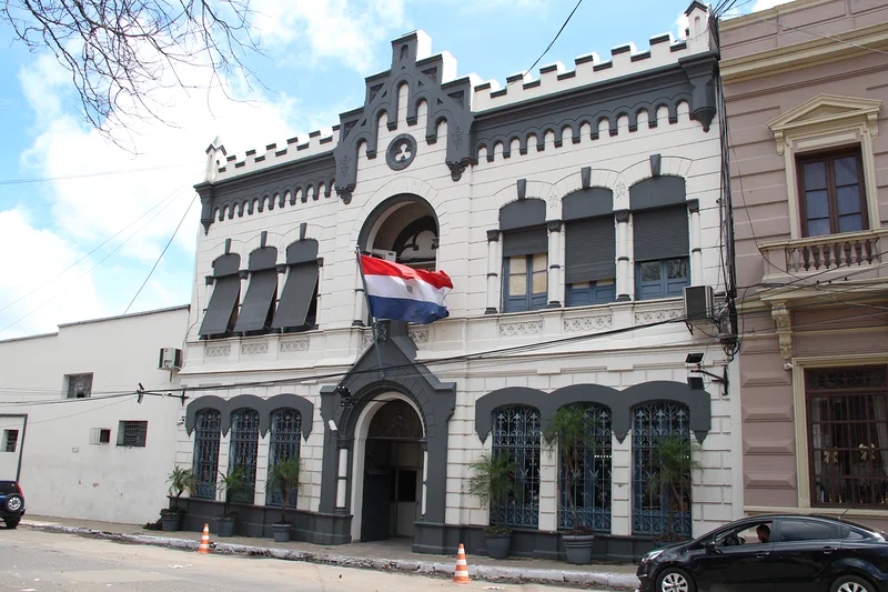 Casa Negra y Blanca