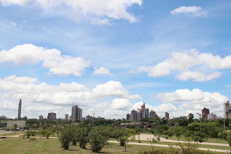 La ciudad — Asuncion (Paraguay)