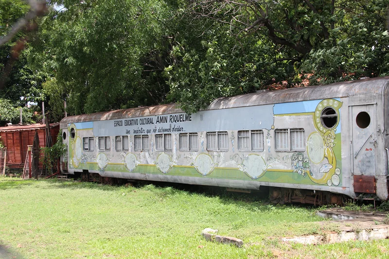 Tren — Asuncion (Paraguay)
