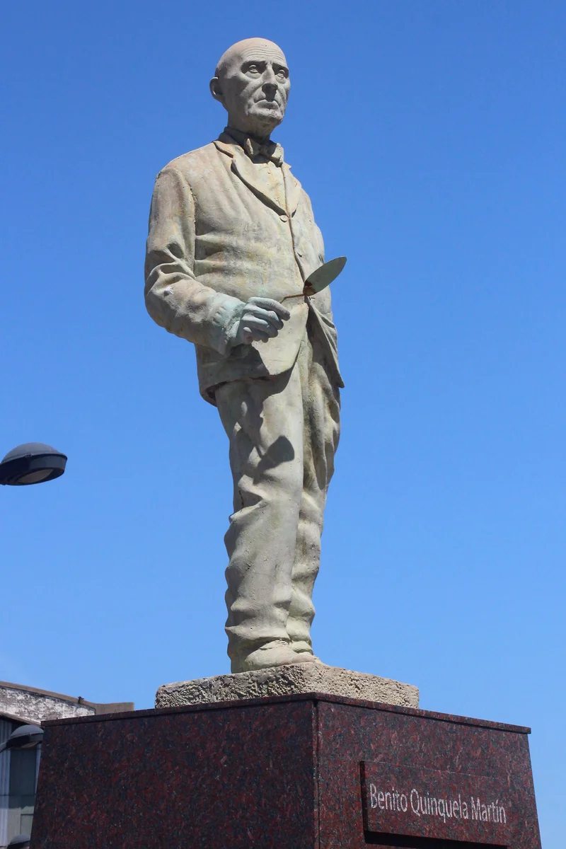 #19 Statue Benito Quinquela Martín
