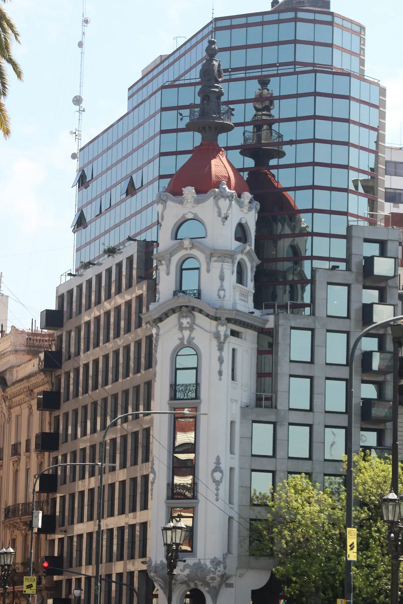 Viejo edificio — Buenos Aires (Argentine)