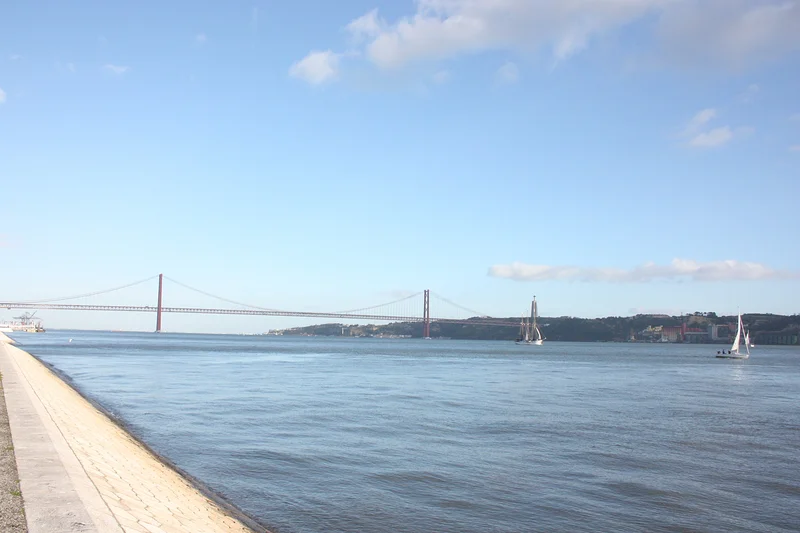 O Ponte — Pont du 25 avril (Portugal)