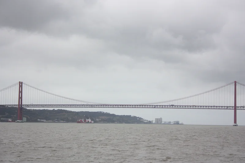 O ponte — Pont du 25 avril (Portugal)