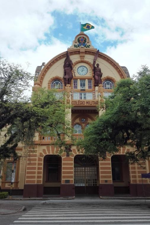 #18 Musée militaire