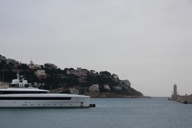 La jetée — Port de Nice (France)