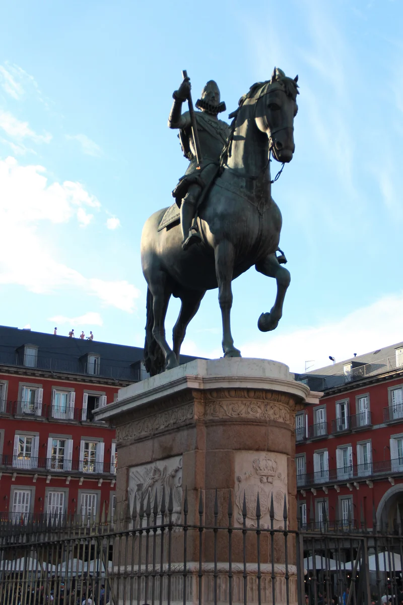 Estatua de Felipe III — Plaza Mayor (Espagne)
