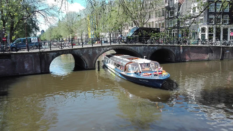 Petit pont — Amsterdam (Pays-Bas)