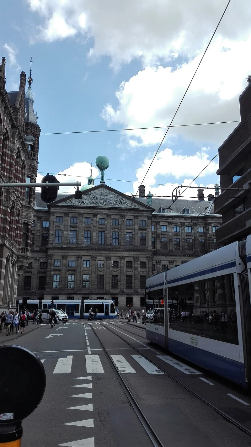 Palais