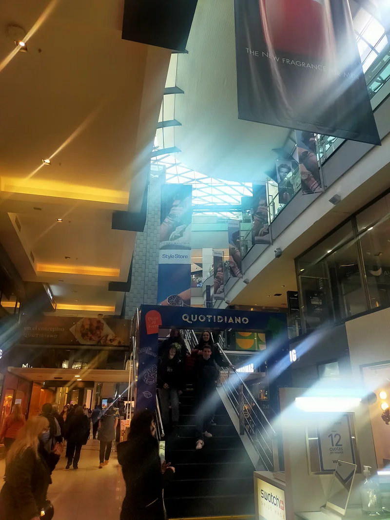 Shopping Alto Palermo — Centre commercial Alto Palermo (Vieux Palerme) (Argentine)