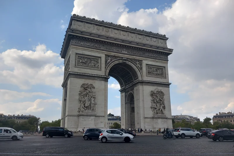 L'Arc de Triomphe — Arc de Triomphe (France)