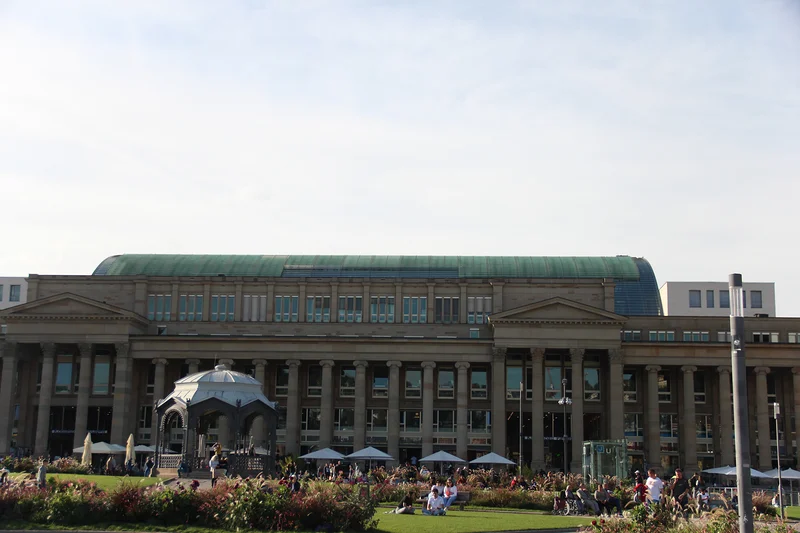 Schlossplatz — Schlossplatz (Allemagne)