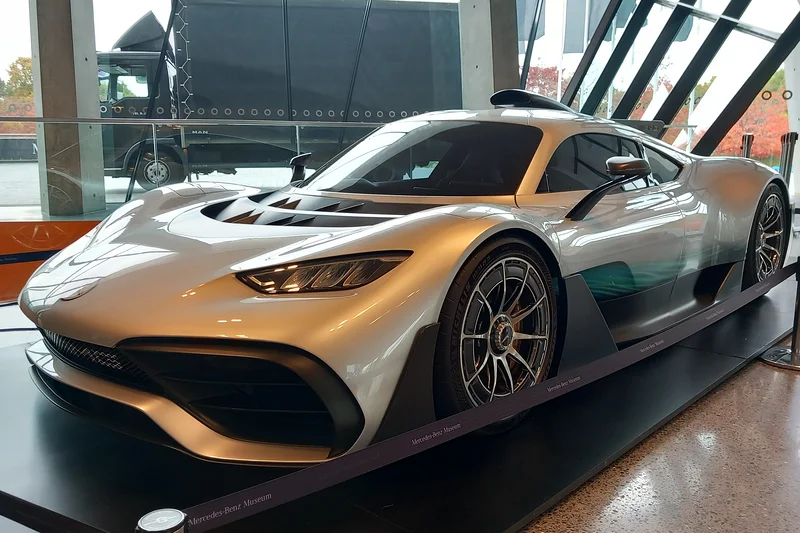 Mercedes-Benz Museum — Musée Mercedes Benz (Allemagne)