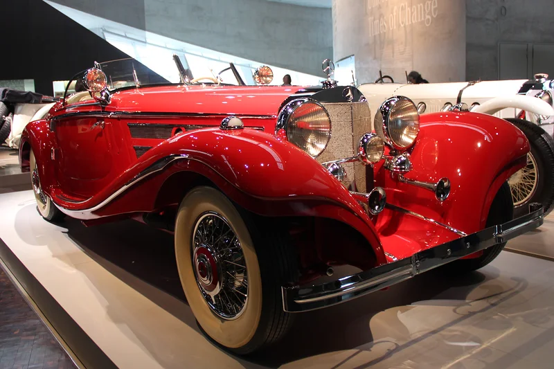 Mercedes-Benz Museum — Musée Mercedes Benz (Allemagne)