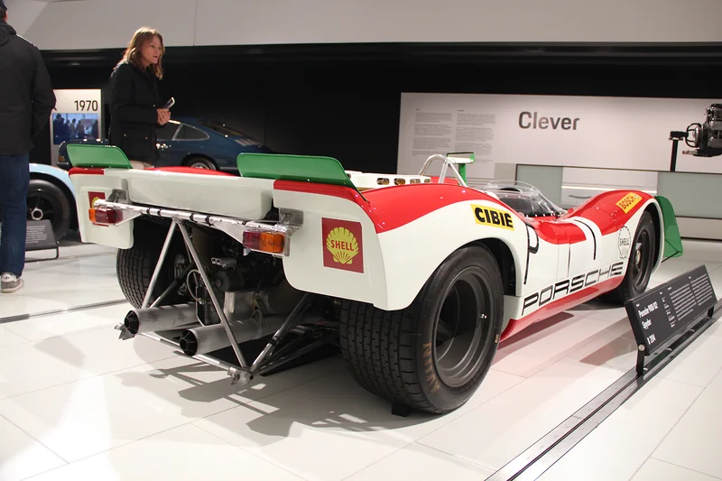 Porsche Museum — Musée Porsche (Allemagne)