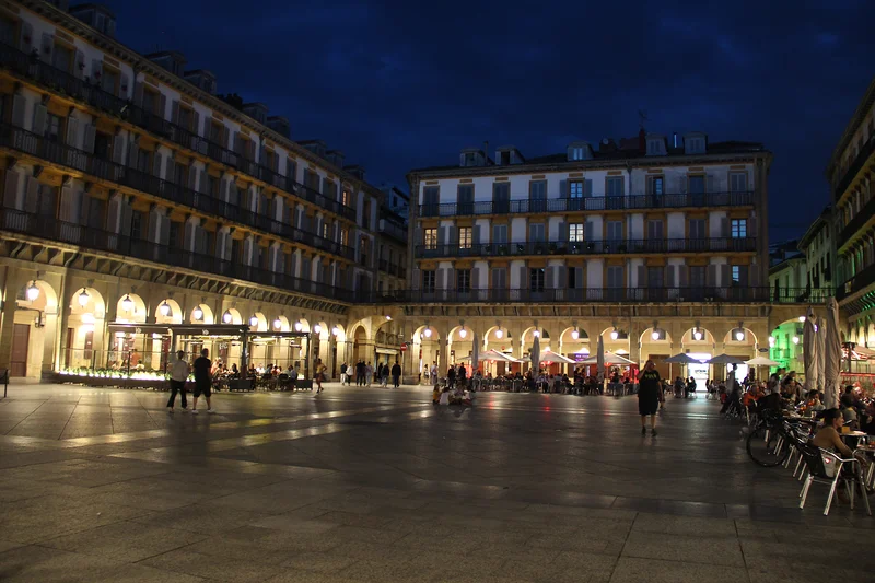 Place de la Constitution
