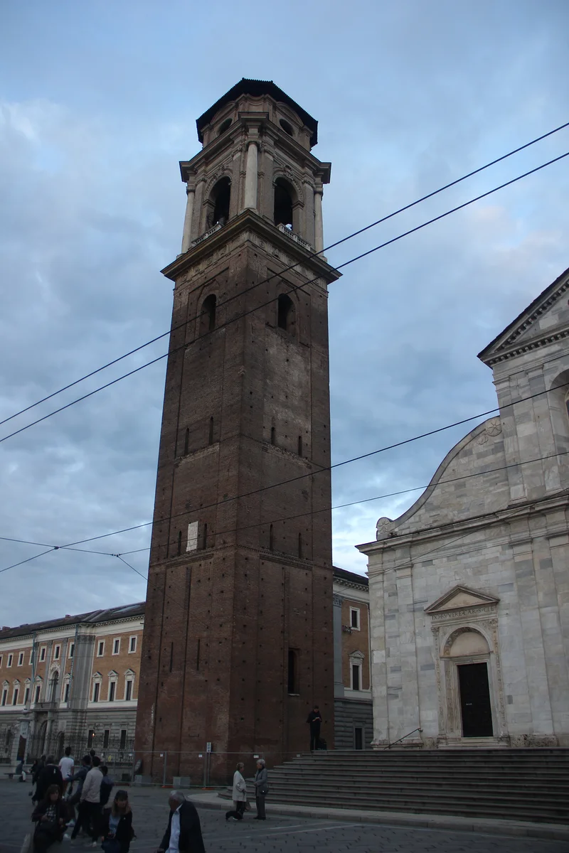 Torre Campanaria Duomo di Torino — Cathédrale de Turin (Italie)