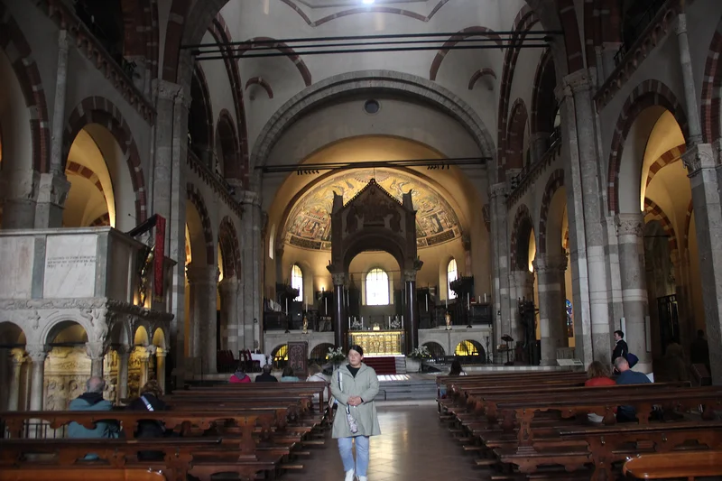 Basilica di Sant' Ambrogio — Basilica di Sant'Ambrogio (Italie)